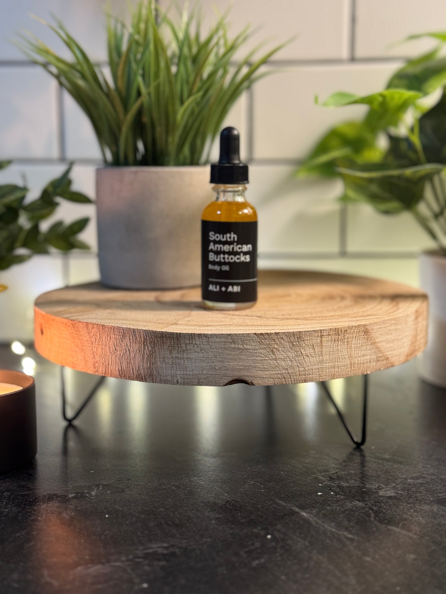 South American Buttocks Body Oil