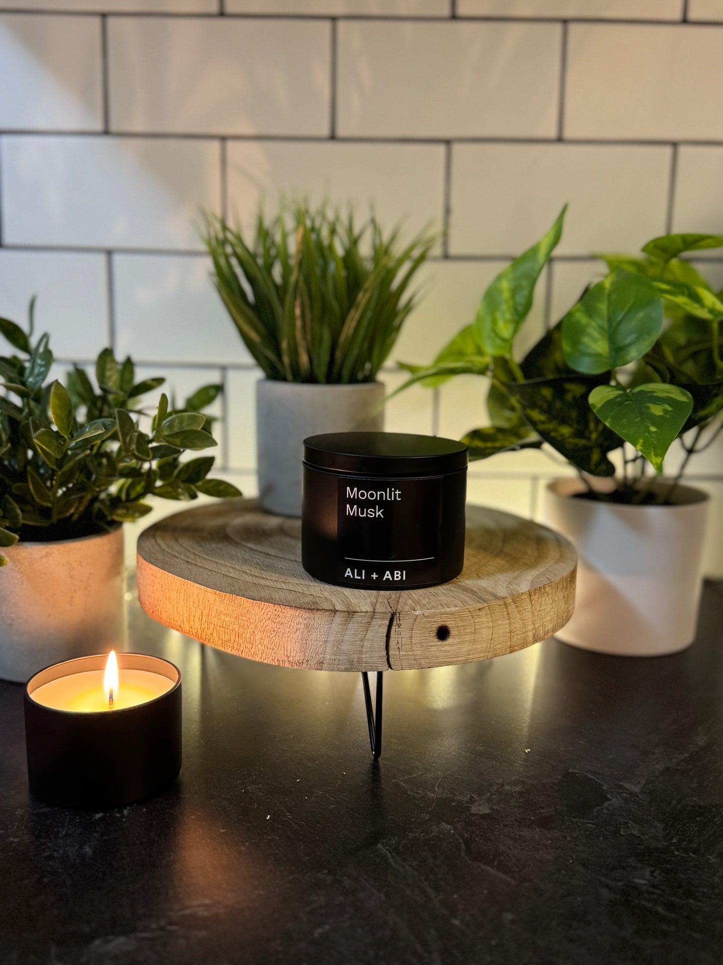 Moonit Musk Candle